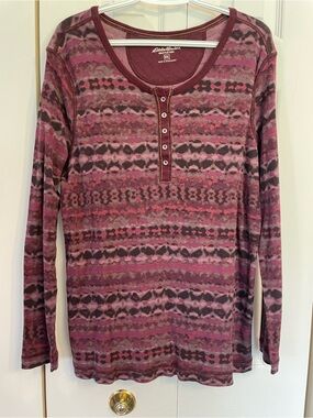 Eddie Bauer Plum and Pink Patterned Thermal Henley